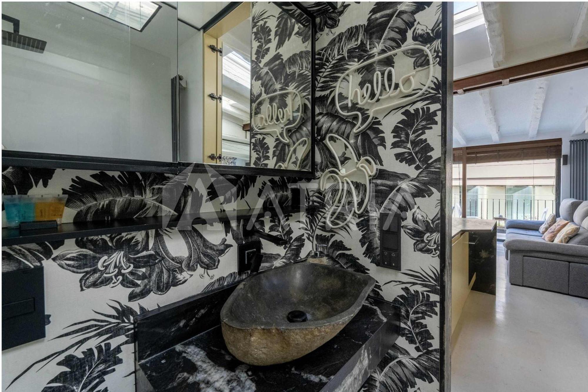 Gorgeous 2 Bedroom In Madrid's Heart Apartment *